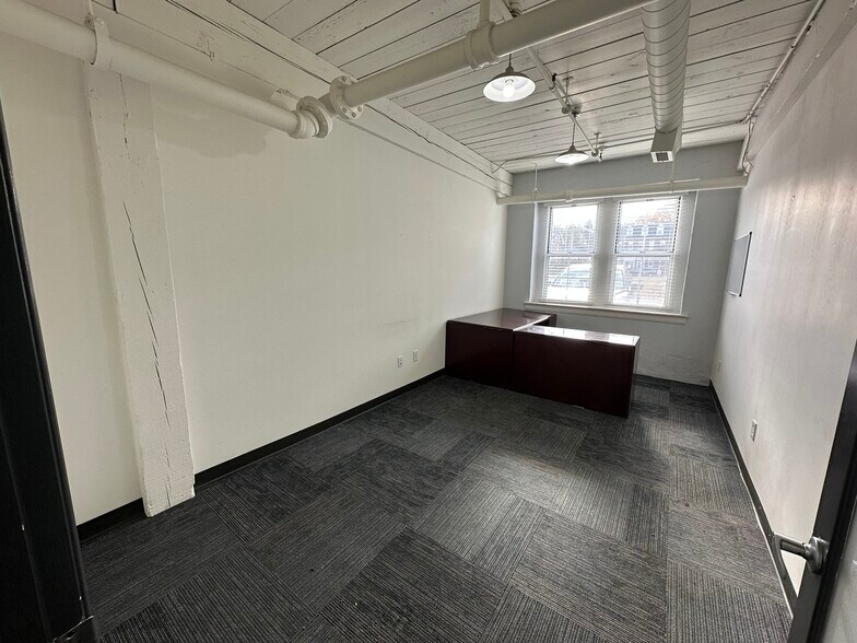 More Photos Of 710 Wheatland St, Phoenixville Office For Lease