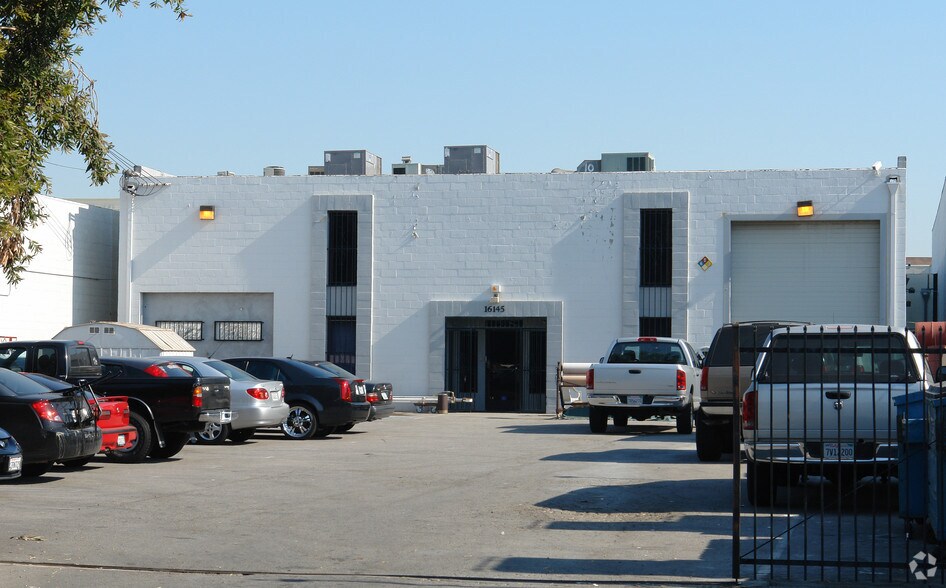 Primary Photo Of 16145 Hart St, Van Nuys Warehouse For Sale