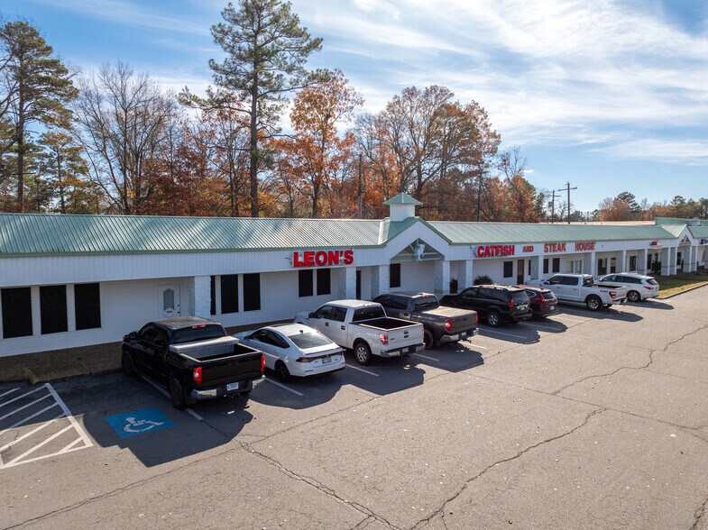 More Photos Of 3801 Camden Rd, Pine Bluff Storefront For Sale