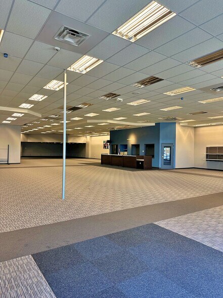 More Photos Of 6507 Massachusetts Ave, New Port Richey Freestanding For Sale