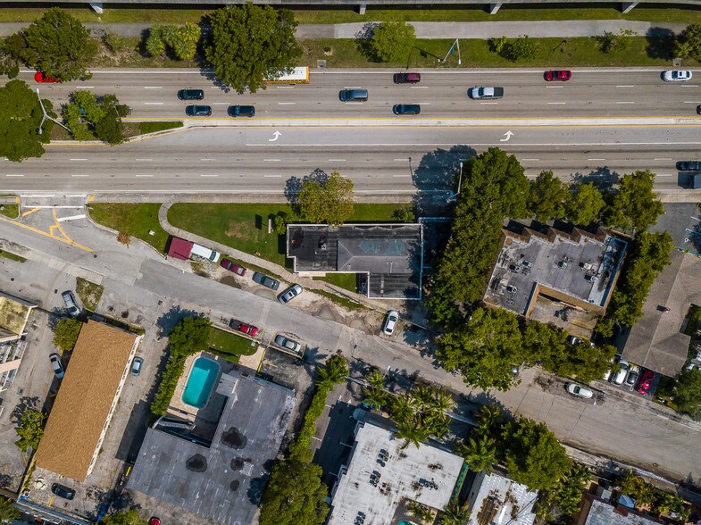 More Photos Of 3250 S Dixie Hwy, Miami Medical For Sale