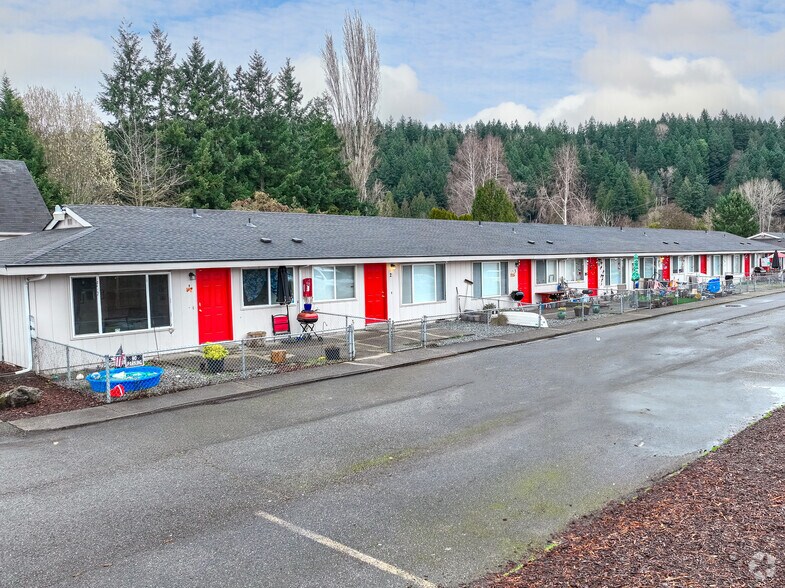 More Photos Of 5303 Parker Rd E, Sumner Apartments For Sale