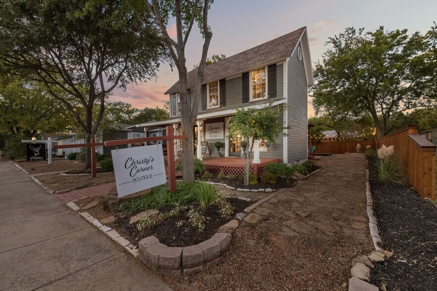 More Photos Of 139 Olive St, Keller Storefront Retail Office For Sale