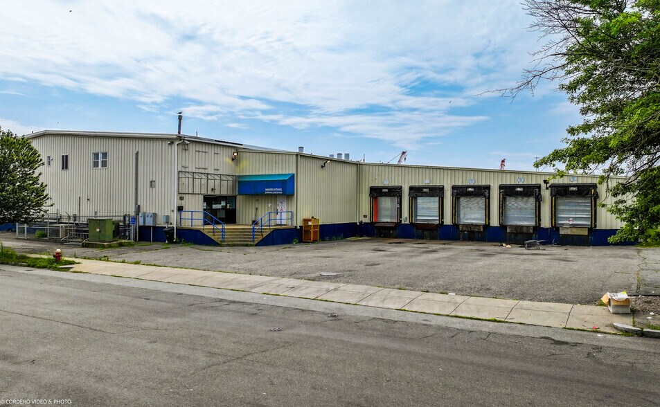 More Photos Of 86 Macarthur Dr, New Bedford Warehouse For Sale
