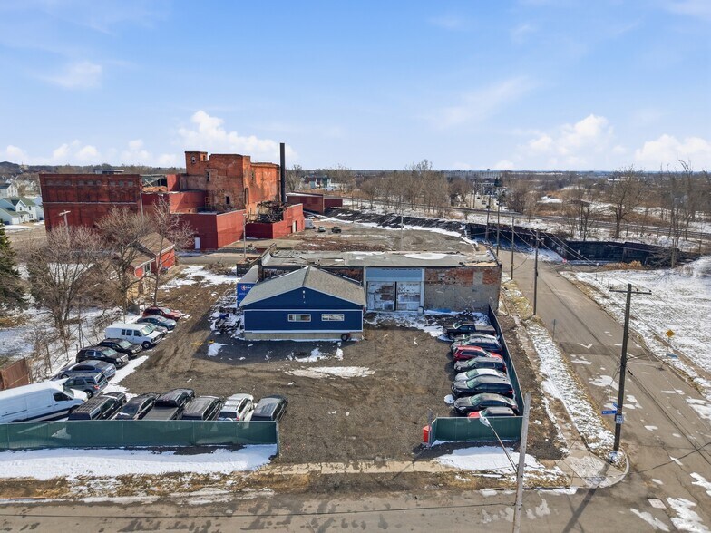 More Photos Of 688 E Eagle St, Buffalo Warehouse For Sale