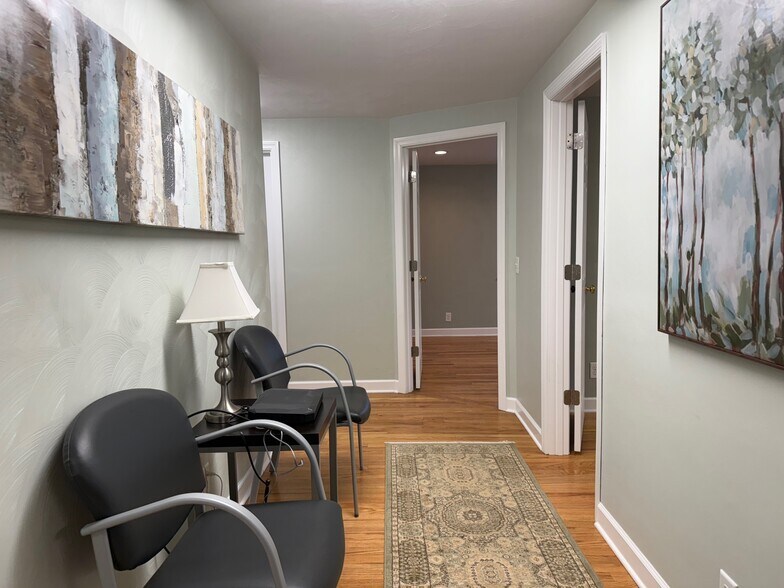 More Photos Of 3122 Carson Ave, Murrysville Office For Lease