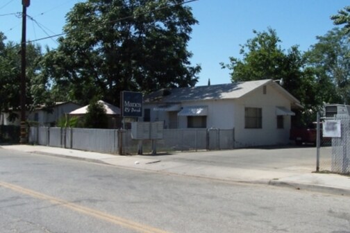 Primary Photo Of 206 Beardsley Ave, Bakersfield Manufactured Housing Mobile Home Park For Sale