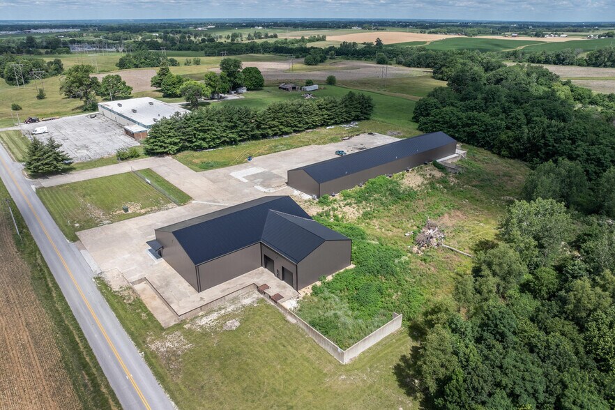 More Photos Of 5101 Kochs Ln, Quincy Warehouse For Lease