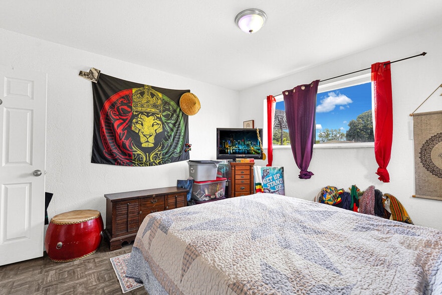 More Photos Of 3066 NW 92nd St & 9164-9174 NW 30 ct, Miami Manufactured Housing Mobile Home Park For Sale