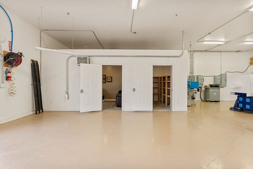 More Photos Of 4219 N Old US Highway 91, Cedar City Warehouse For Sale