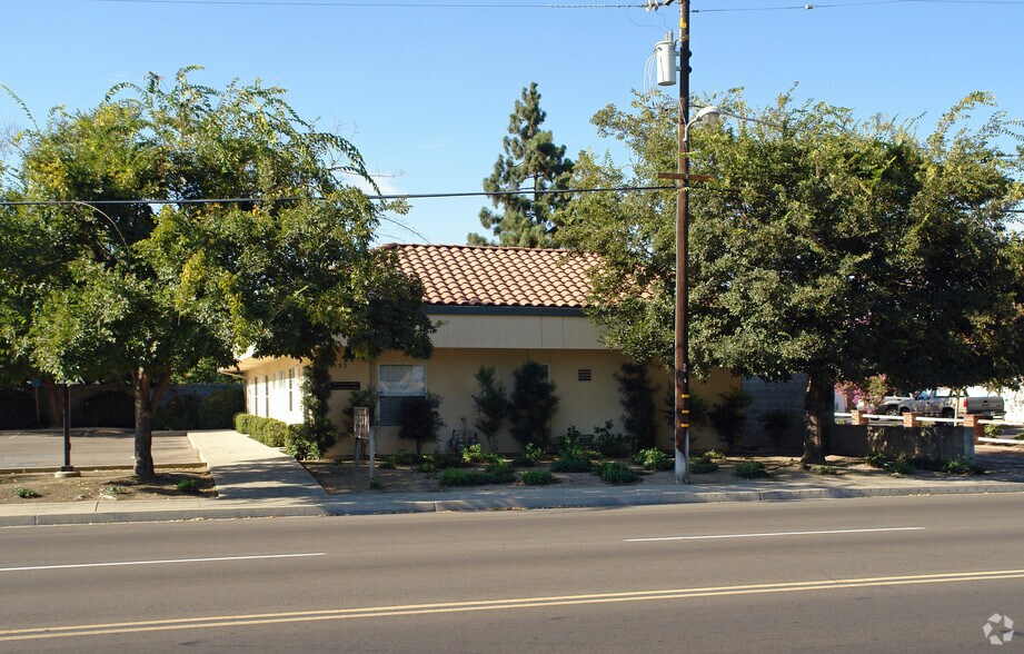 More Photos Of 1122 Rose Ave, Selma Medical For Lease