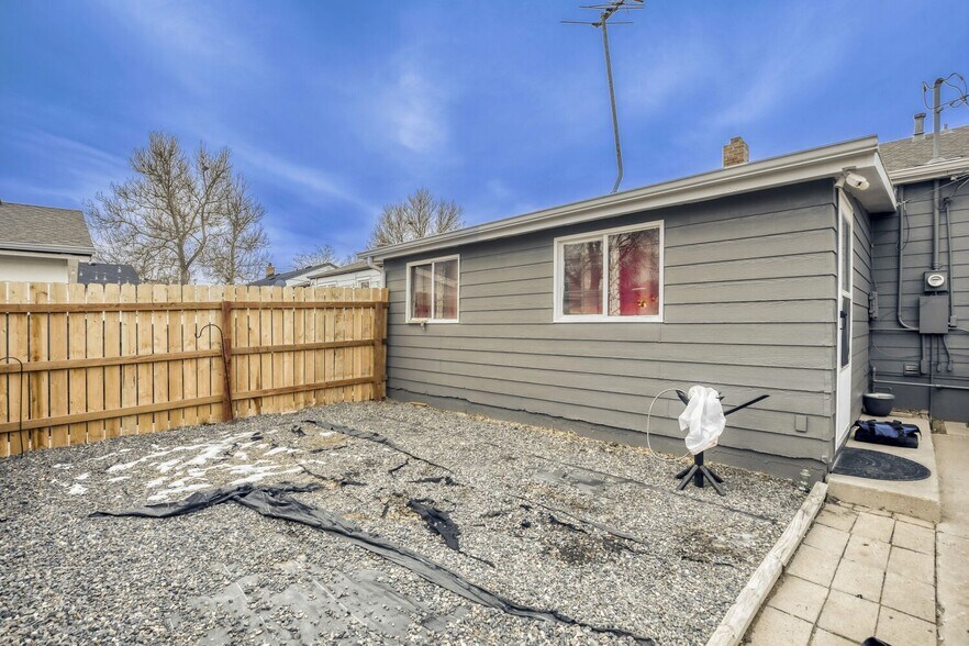 More Photos Of 1006 35th Ave, Greeley Office Residential For Sale