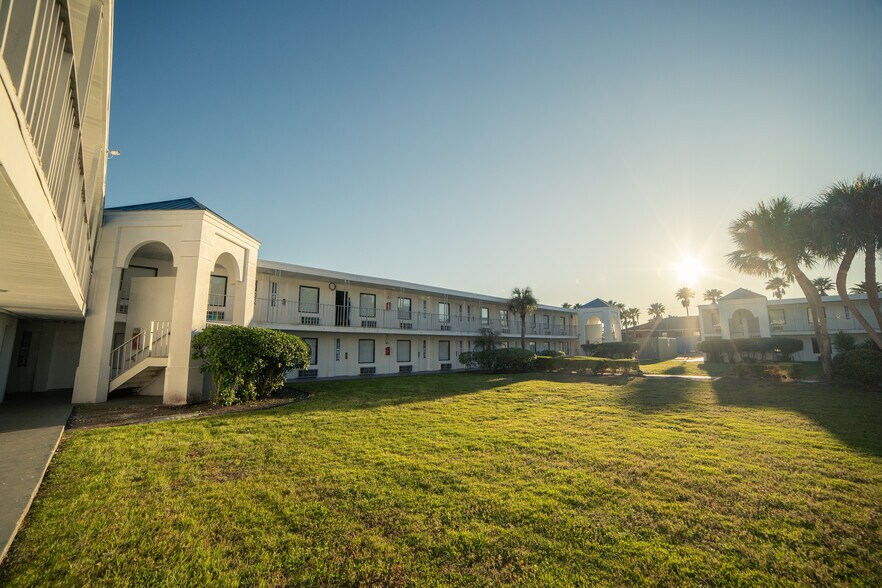 More Photos Of 1153 Airport Rd, Jacksonville Hotel For Sale