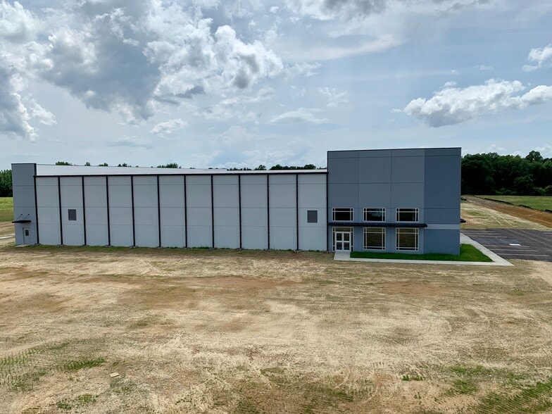 More Photos Of 701 Industrial Park Rd, Sylvania Warehouse For Sale
