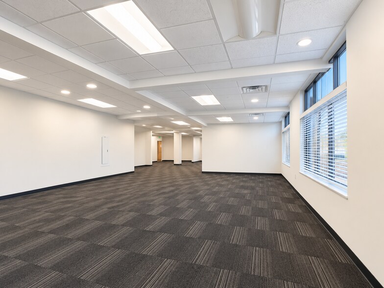 Primary Photo Of 2879 St. Rose Pky, Henderson Office For Lease