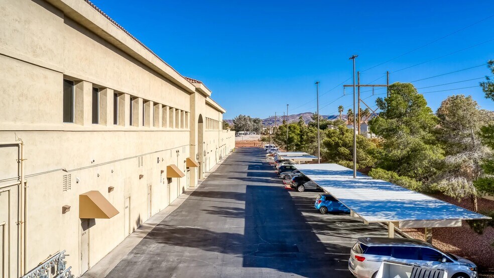 More Photos Of 9890 S Maryland Pky, Las Vegas Storefront Retail Office For Lease