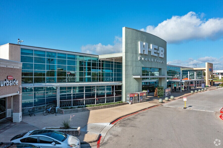 More Photos Of 603 Louis Henna, Round Rock Unknown For Lease