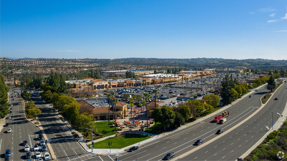 More Photos Of 27000-27470 Alicia Pky, Laguna Niguel Unknown For Lease