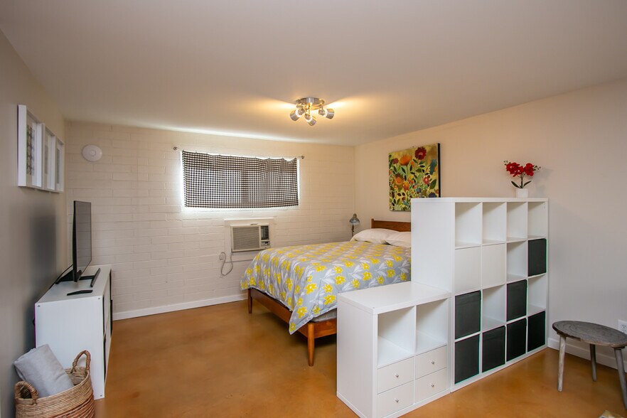 More Photos Of 821 N 3rd St, Phoenix Apartments For Sale