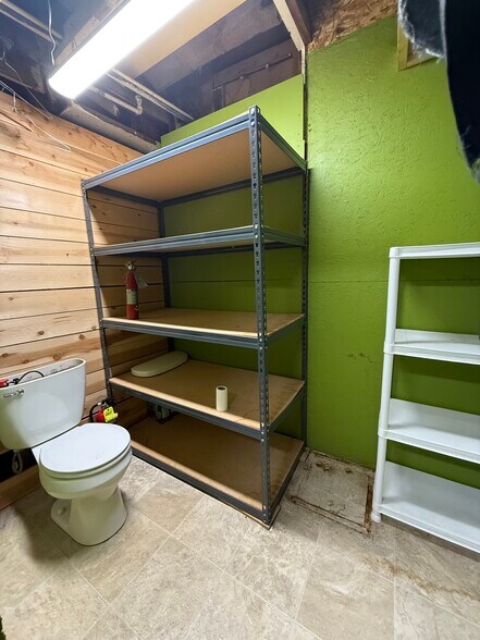 More Photos Of 133 Mason St, Saugatuck General Retail For Sale