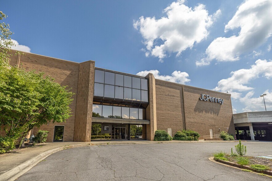 Primary Photo Of 7 S Tunnel Rd, Asheville Department Store For Sale
