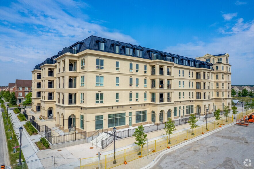 More Photos Of 101 Cathedral High St, Markham Apartments For Sale