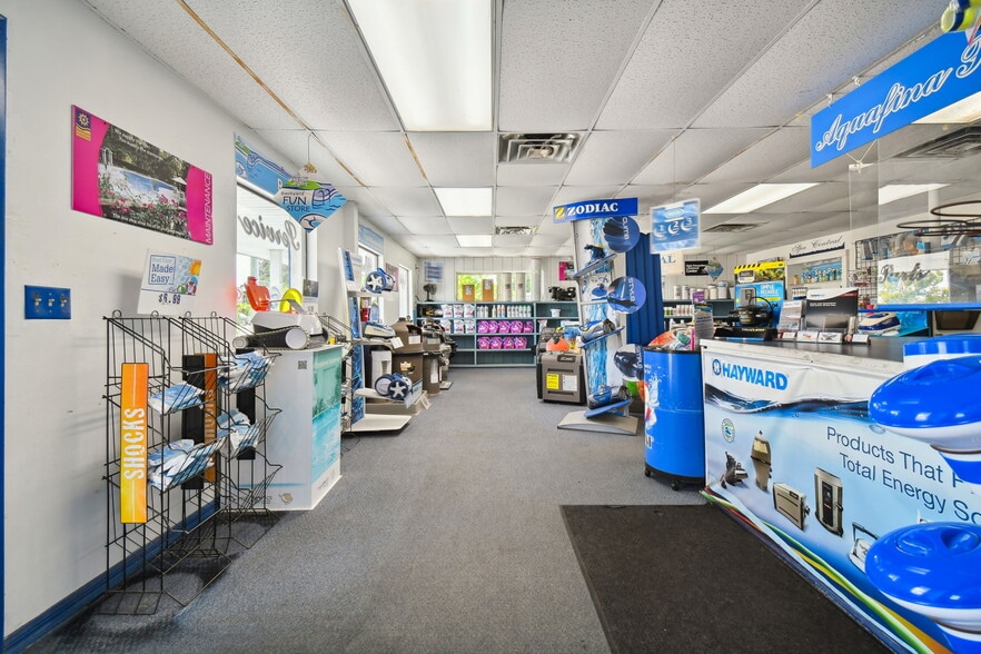 More Photos Of 5146 Marine Pky, New Port Richey Storefront Retail Office For Sale