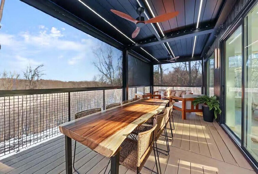 More Photos Of 25085-25349 Buena Vista Rd, Rockbridge Hotel For Sale