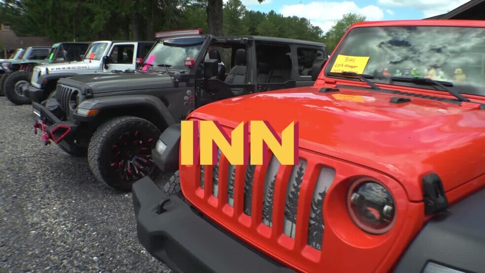 Primary Photo Of 32600 N State Route 44, Slate Run Hotel For Sale