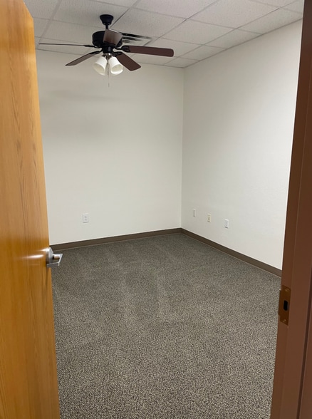 More Photos Of 4102 Old Jacksboro Hwy, Wichita Falls Medical For Lease