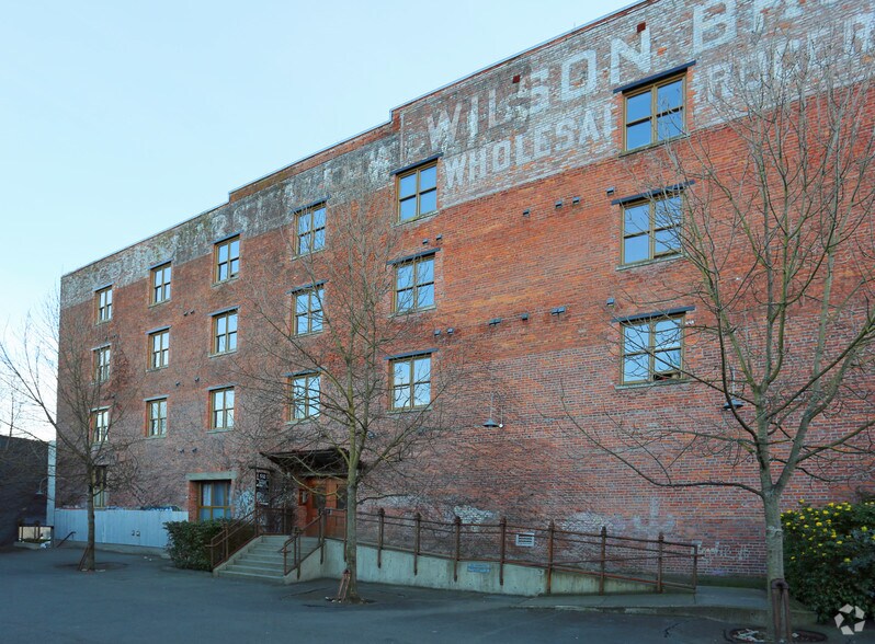 More Photos Of 536 Herald St, Victoria Apartments For Lease