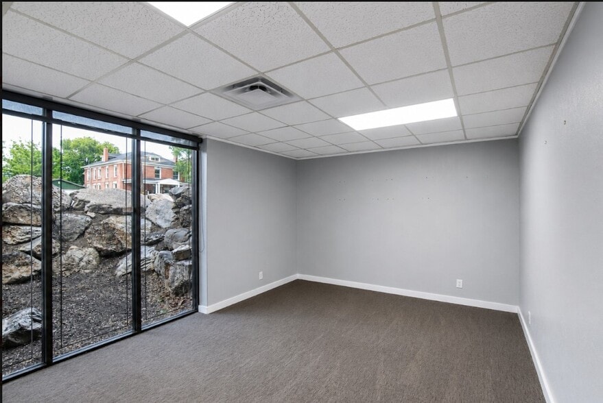 More Photos Of 707 24th St, Ogden Medical For Lease