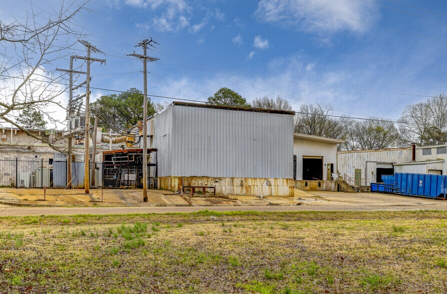 More Photos Of 4639 Medgar Evers Blvd, Jackson Manufacturing For Sale
