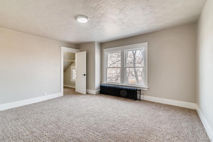 More Photos Of 1602 11th Ave, Greeley Sorority Fraternity House For Sale