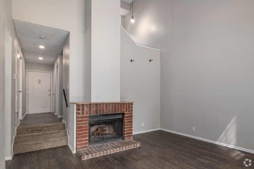 More Photos Of 13050 Park Xing, San Antonio Apartments For Sale
