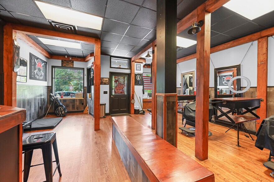 More Photos Of 126 Liberty St, Newburgh Storefront Retail Office For Sale