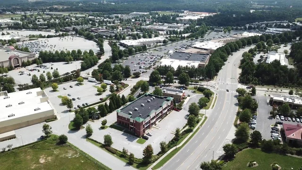 Primary Photo Of 8052 Mall Pky, Lithonia Medical For Sale