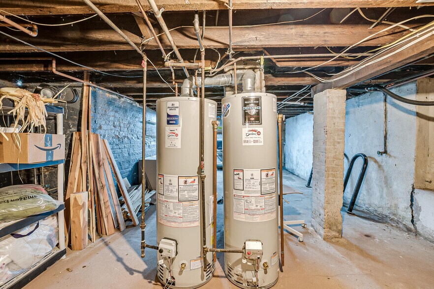 More Photos Of 173 Hamilton St, New Brunswick Specialty For Sale