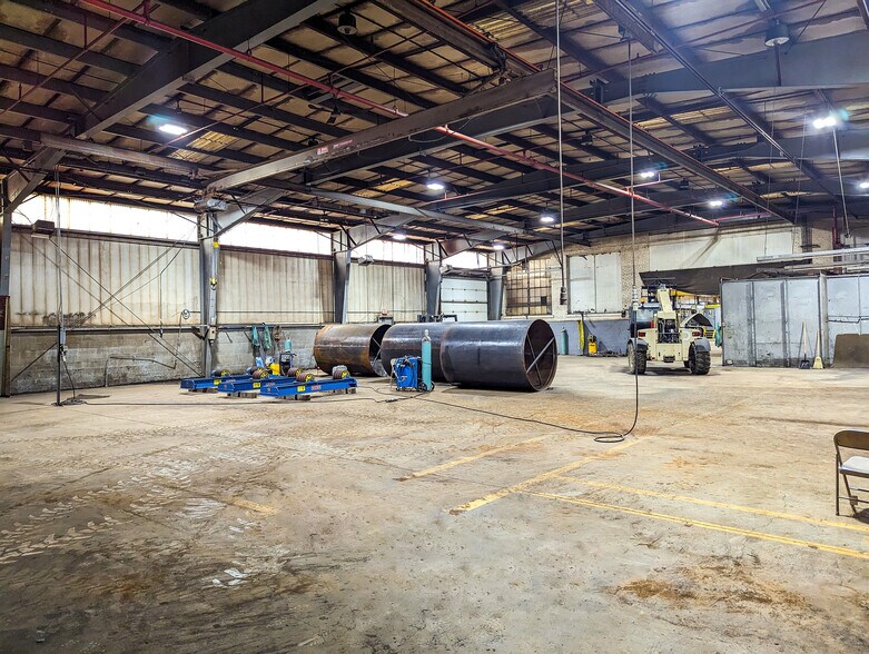 More Photos Of 765 Hertel Ave, Buffalo Manufacturing For Lease