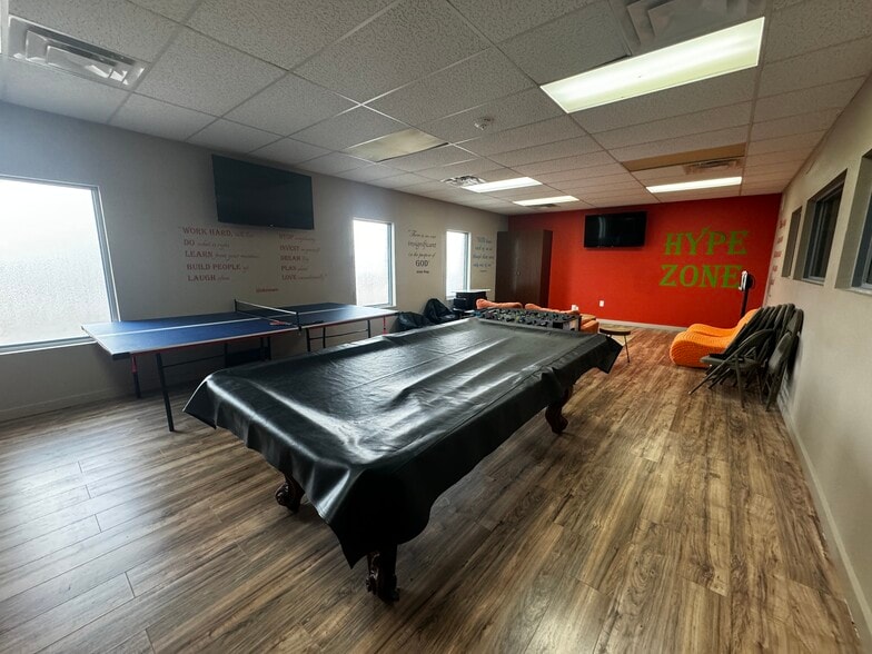 More Photos Of 1609 14th St, Plano Religious Facility For Sale