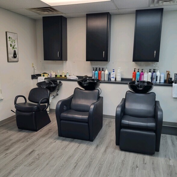 More Photos Of 615 Cahaba Rd, Selma Storefront For Sale