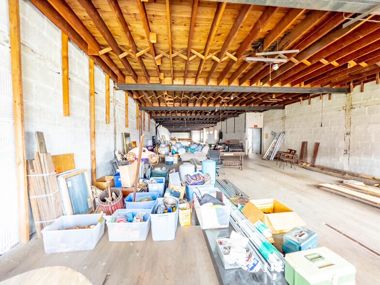 More Photos Of 180 Erie Blvd, Schenectady Office Residential For Sale