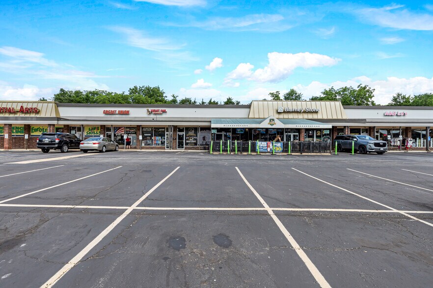 More Photos Of 4311-4345 Telegraph Rd, Saint Louis Storefront For Lease