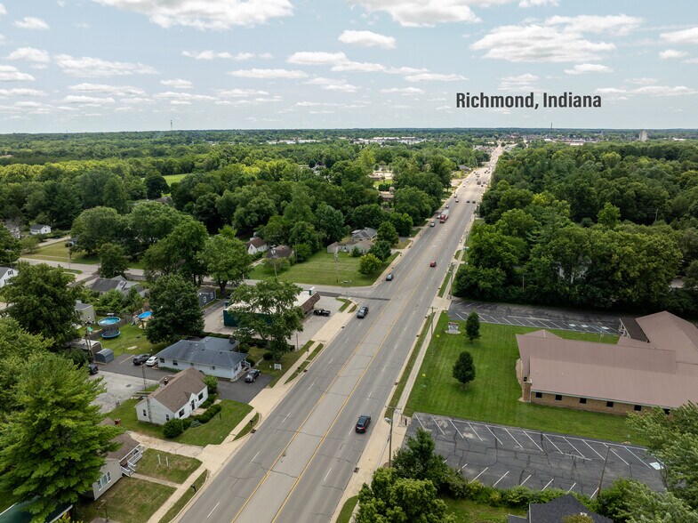 More Photos Of 1607 Chester Blvd, Richmond Office For Sale