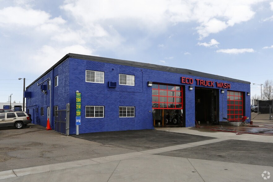 More Photos Of 5150 Brighton Blvd, Denver Warehouse For Sale