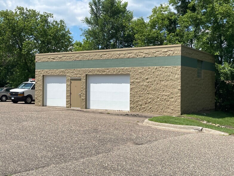 More Photos Of 13720 Lincoln St NE, Ham Lake Warehouse For Sale