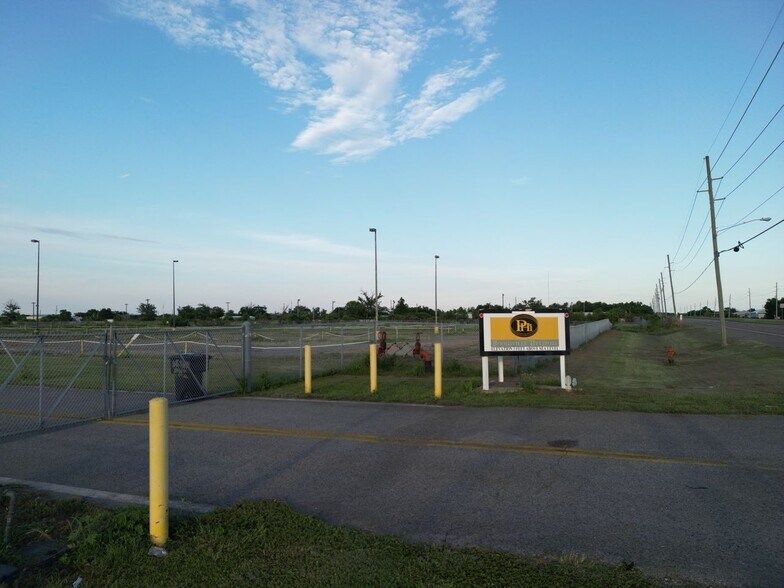 More Photos Of 38963 23 Hwy, Buras Warehouse For Sale