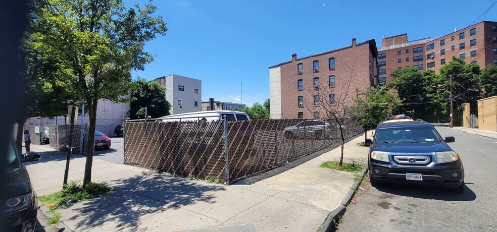 More Photos Of 42 Park Hill Ave, Yonkers Religious Facility For Sale