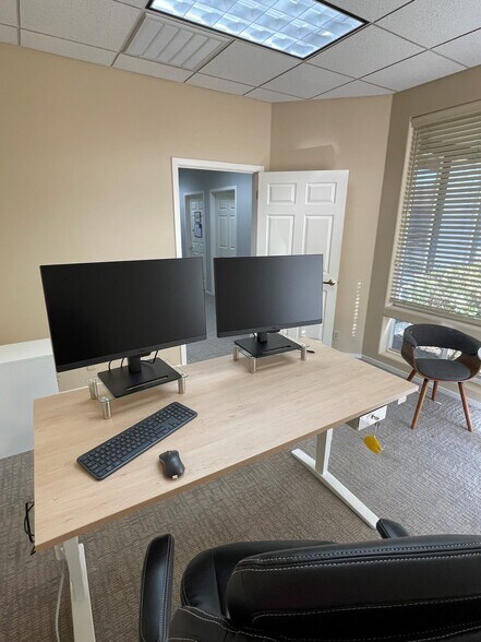 More Photos Of 2111 Forest Ave, Chico Office Residential For Lease