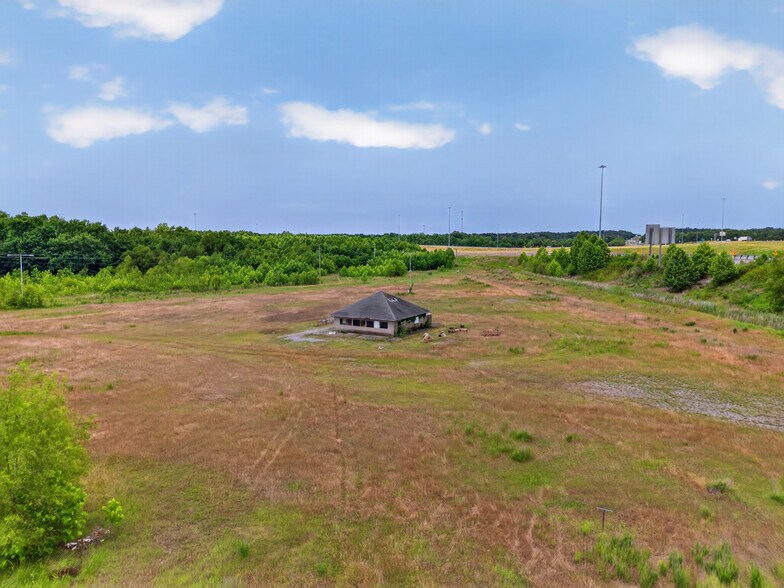 More Photos Of 957 Truck Plaza Ln, Calvert City Land For Sale